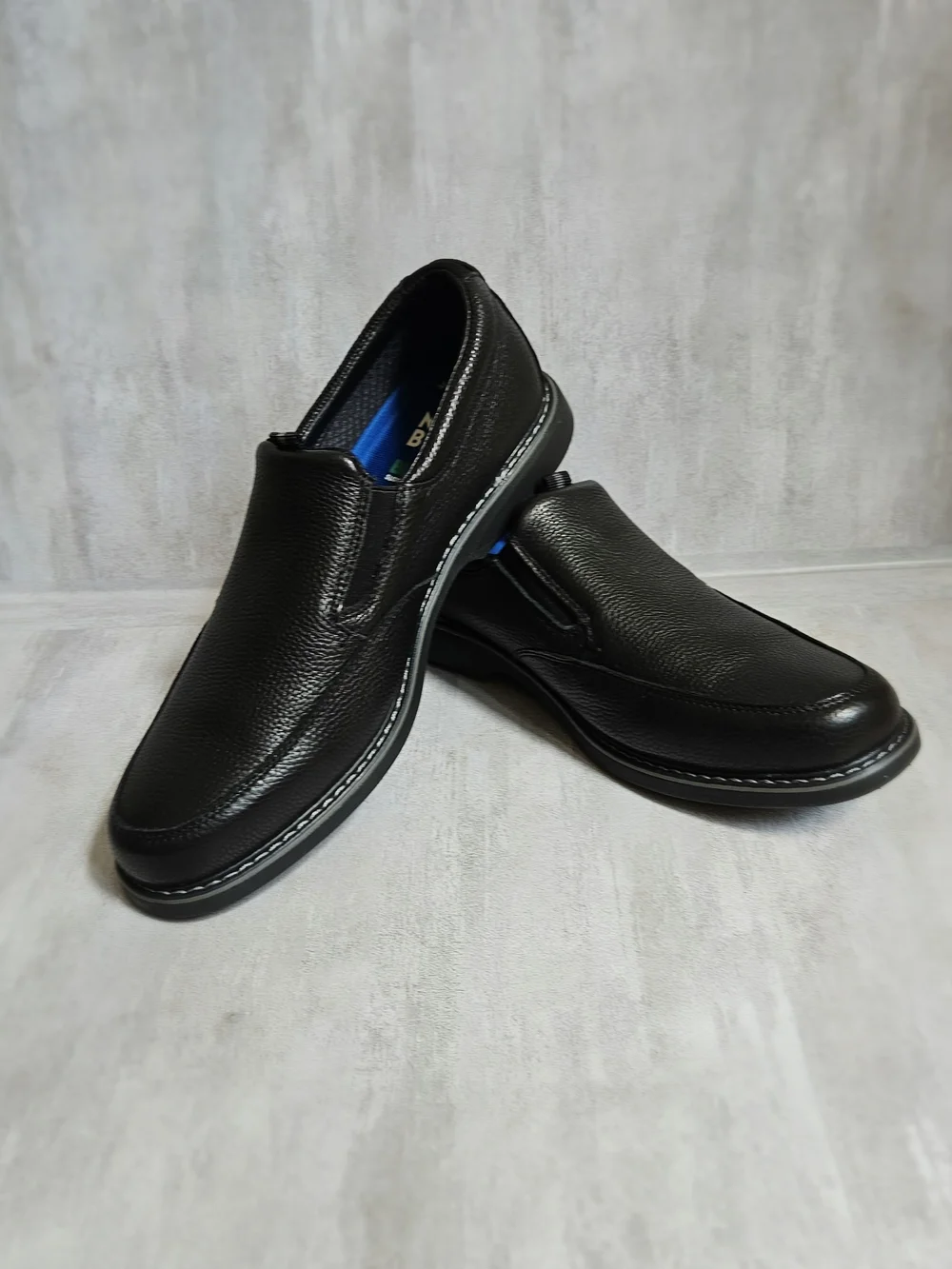 Nunn Bush Men's Memory Foam Slip-On Loafers Black Leather Shoes Size 10W NWOB